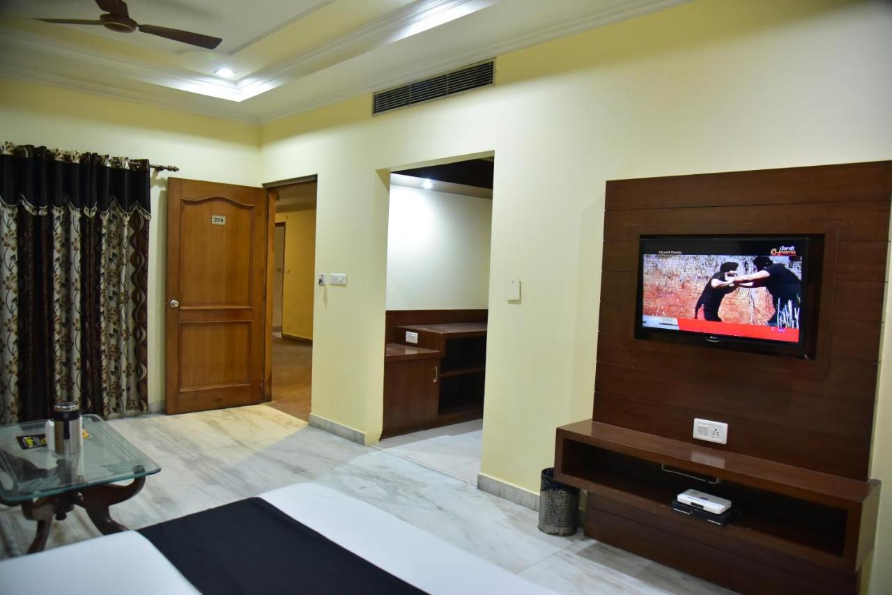 Hotel Sanjog International Амритсар Экстерьер фото