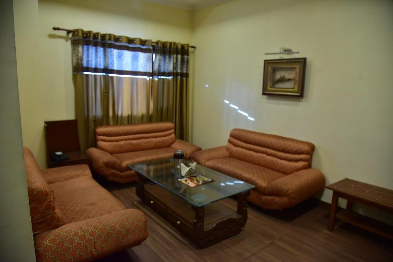 Hotel Sanjog International Амритсар Экстерьер фото