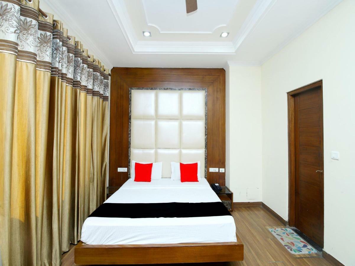 Hotel Sanjog International Амритсар Экстерьер фото