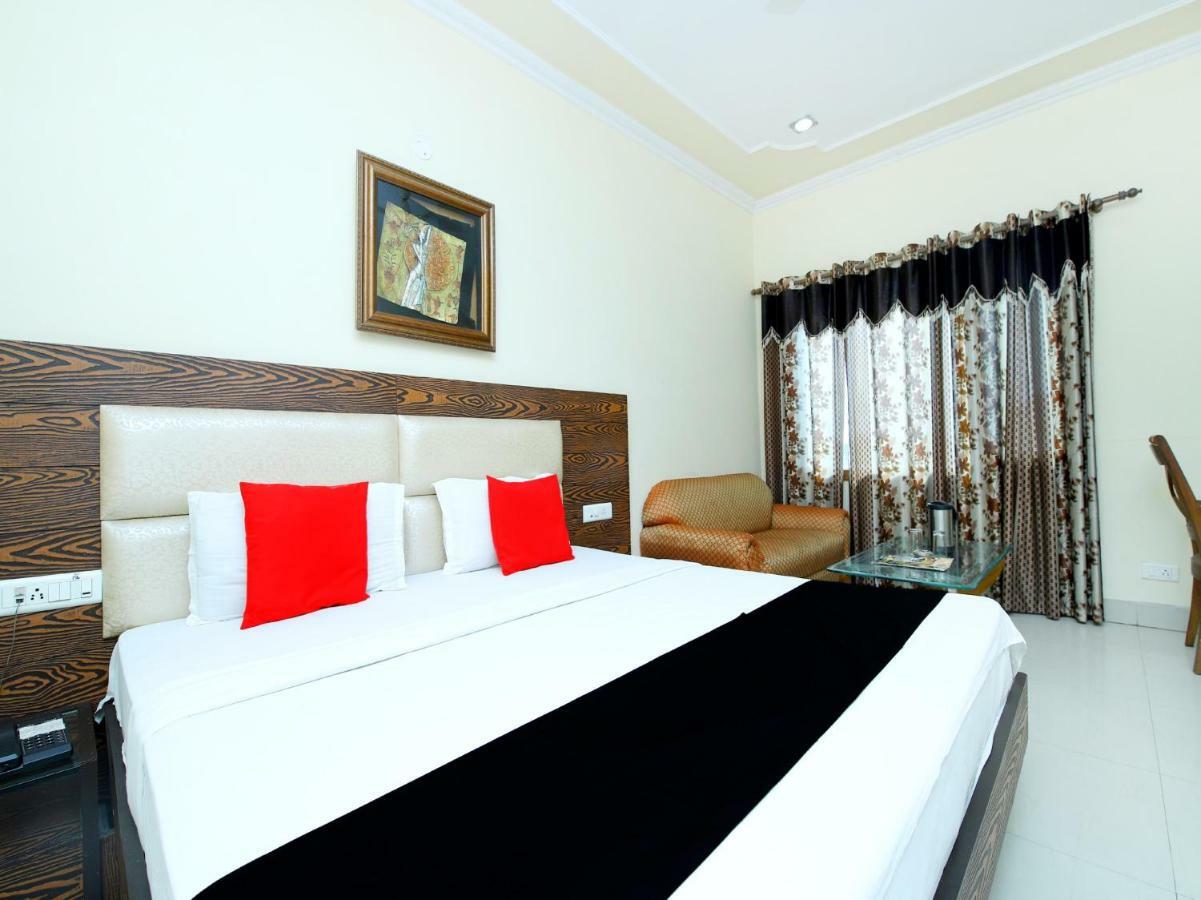 Hotel Sanjog International Амритсар Экстерьер фото